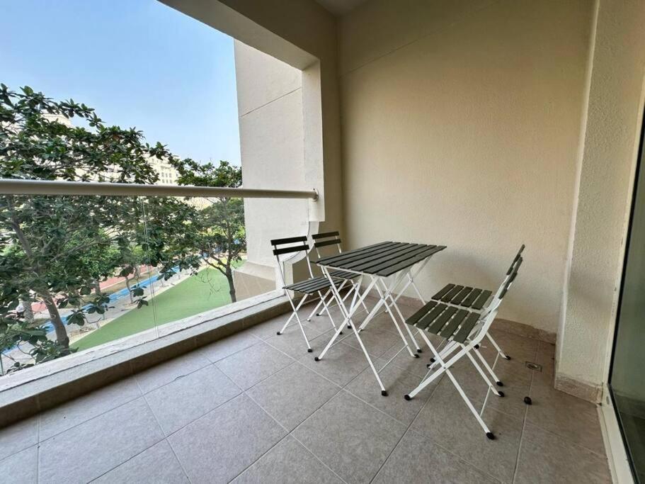 Tranquil 1br Palm With Access And Park Views Appartement Dubai