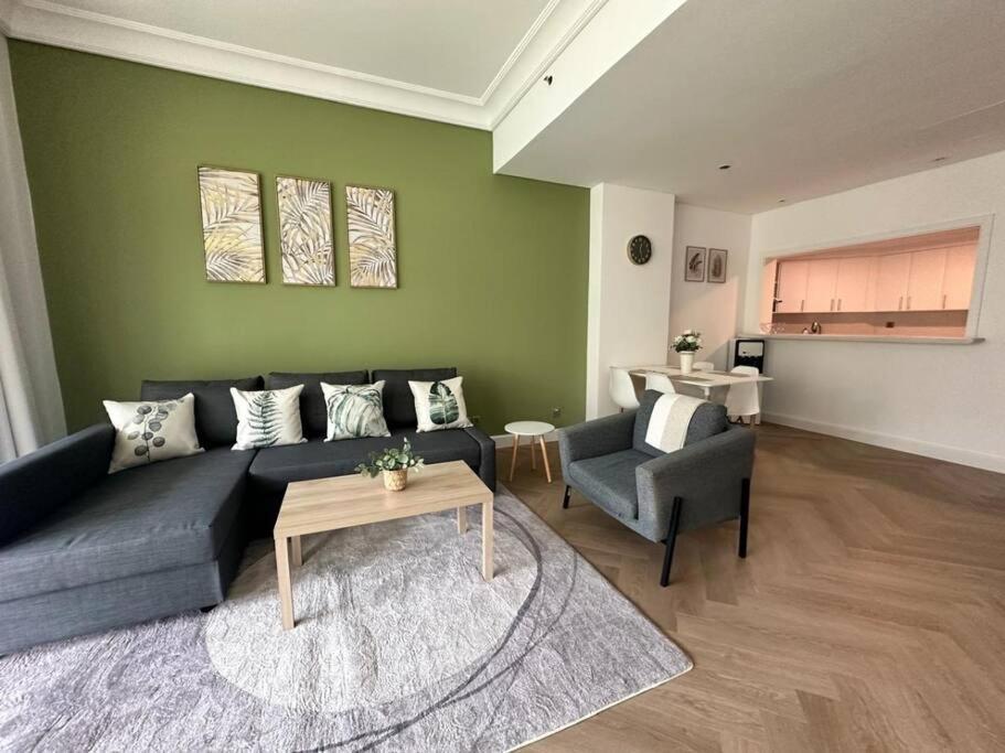 Tranquil 1br Palm With Access And Park Views Appartement