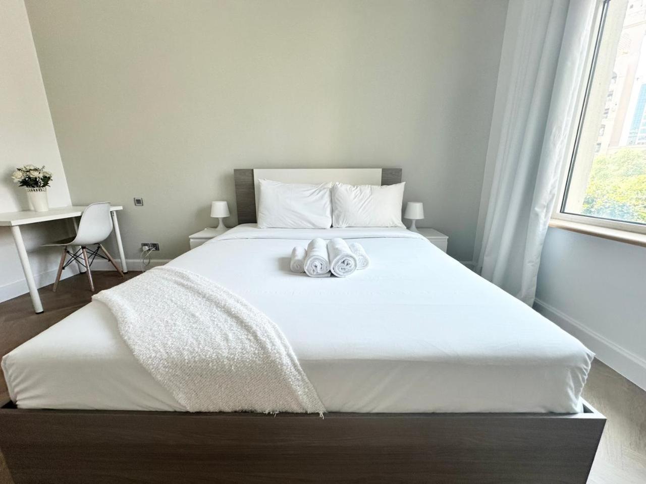 Appartement Tranquil 1br Palm With Access And Park Views Dubai